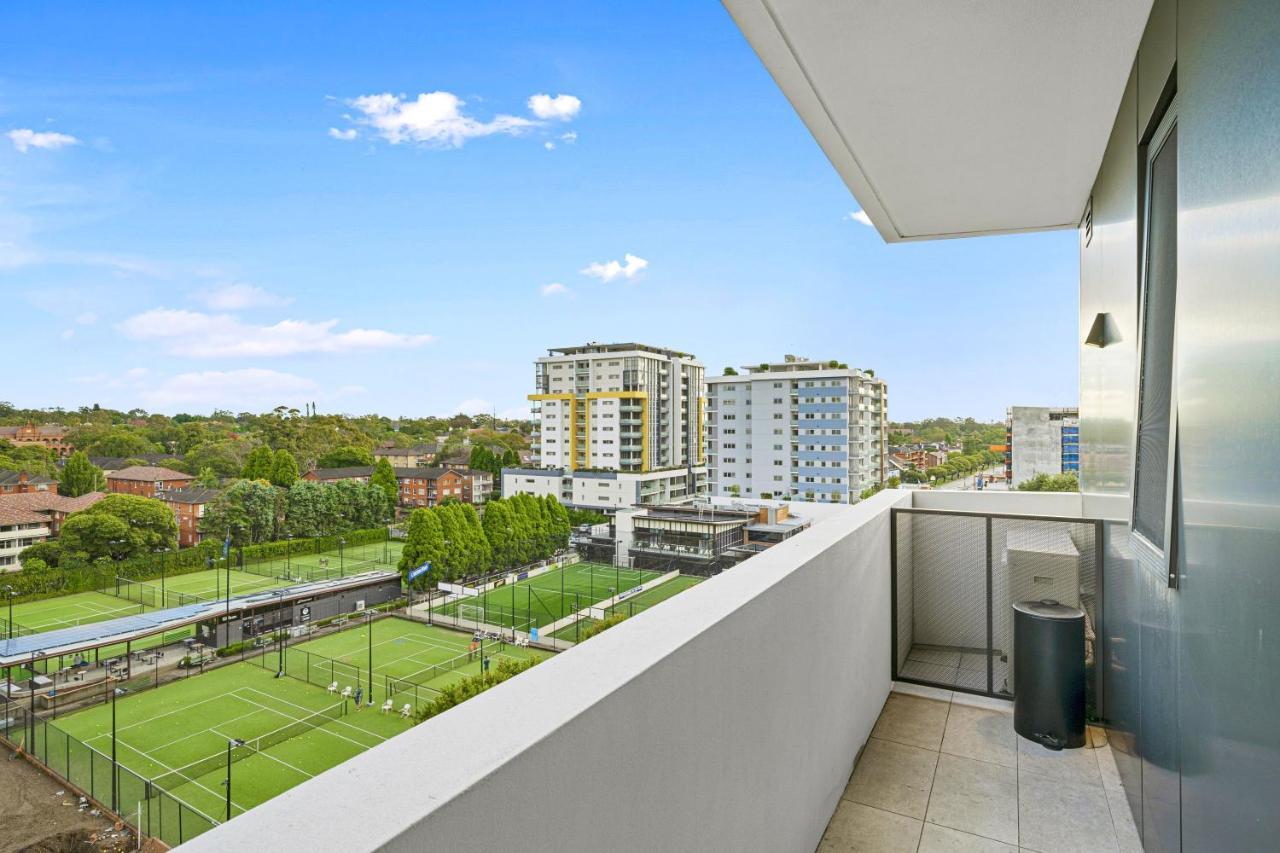 Studio For Long Term Tenants In Strathfield Cbd Sydney Bagian luar foto